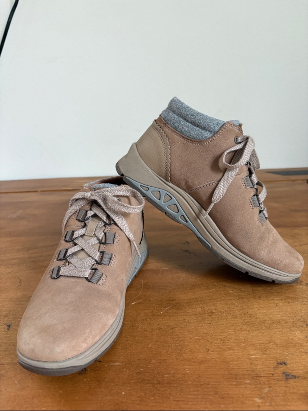 Cobb Hill Pyper Waterproof Hiker Suede Boots Size 7